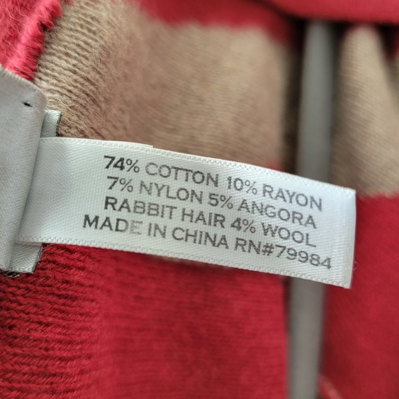 Chicos Knit Wrap Shawl Red One Size - Picture 4 of 4